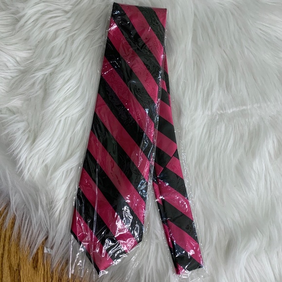 NWOT Alexander Logan men’s striped tie pink  black - Picture 3 of 5